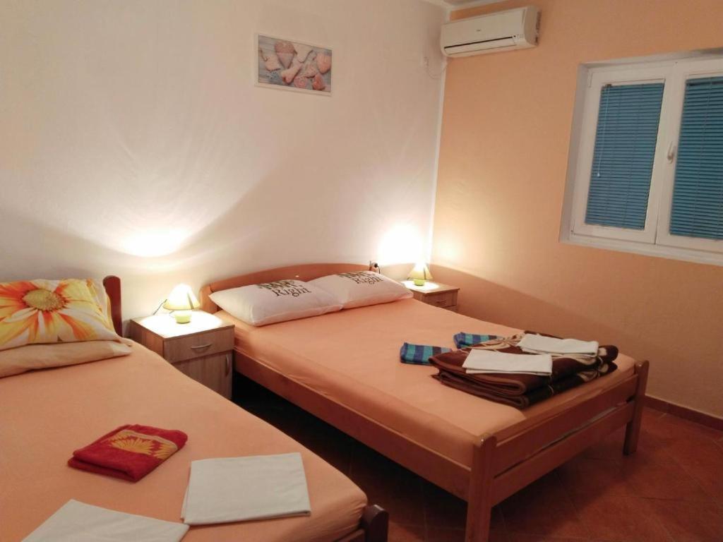 Apartments Sonja Котор Екстериор снимка